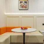 Orient Rose International Hotel
