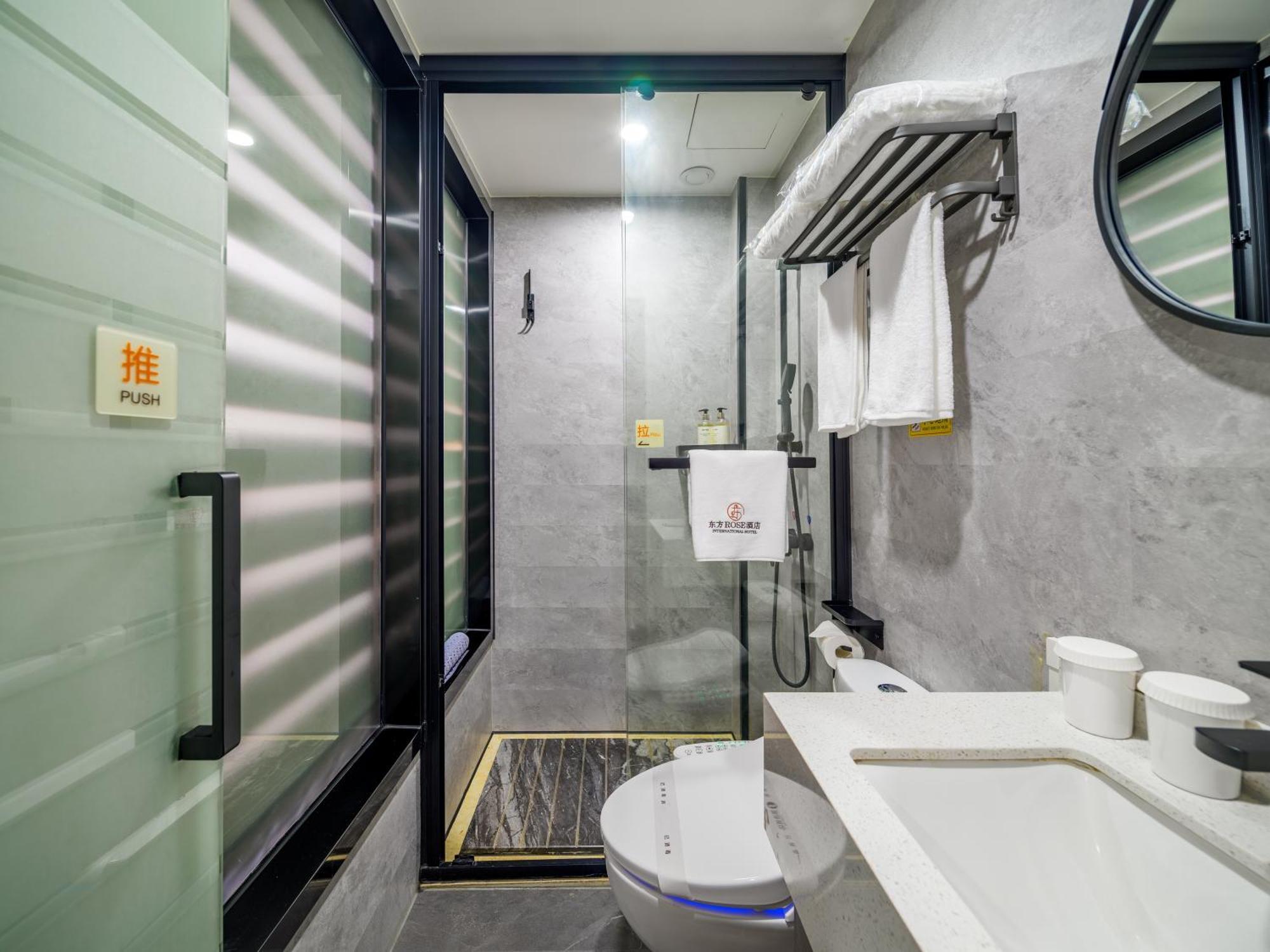 Orient Rose International Hotel 2*